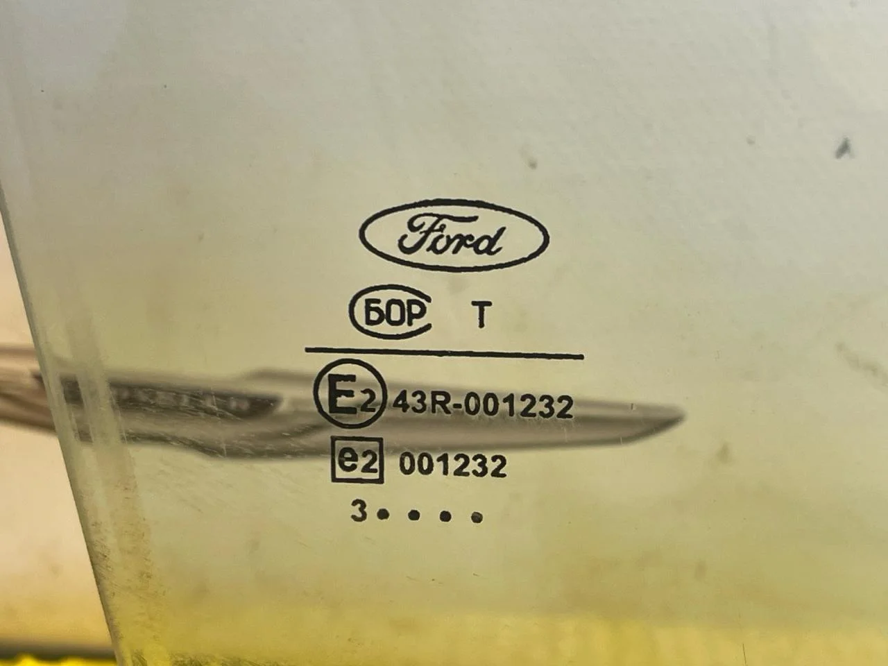 Стекло двери передней правой Ford Focus рест. 2003 - миниатюра 4