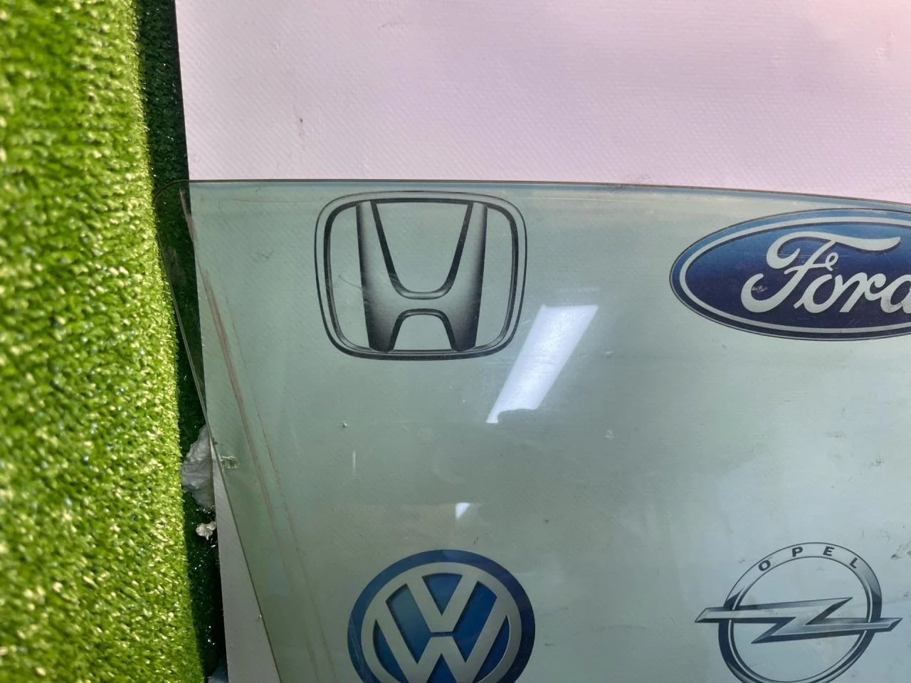 Стекло двери передней правой Ford Mondeo - миниатюра 3