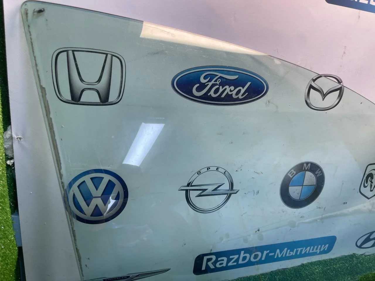 Стекло двери правой Ford Focus седан - миниатюра 3