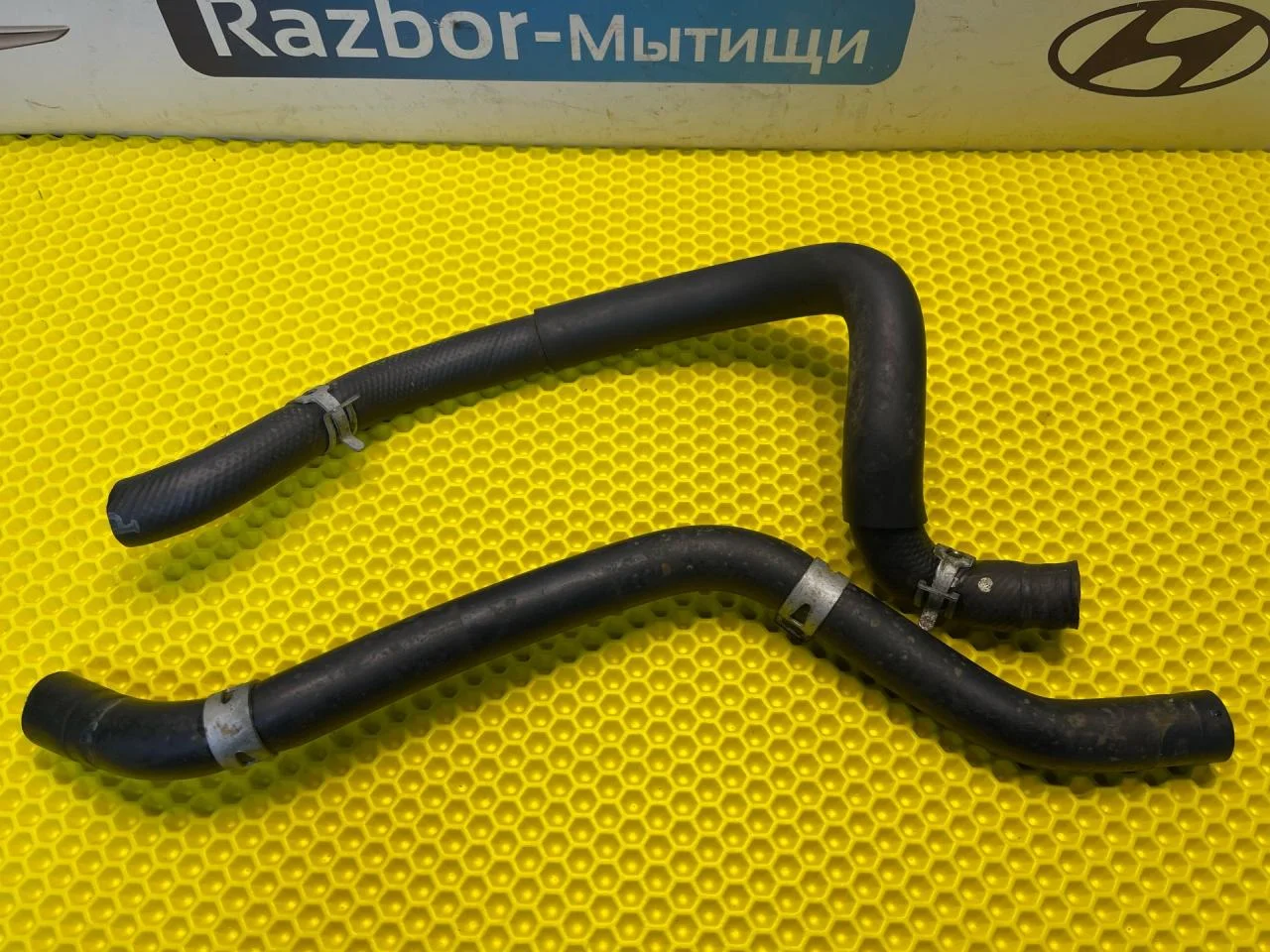 Патрубок отопителя б/у Mitsubishi Lancer - миниатюра 6