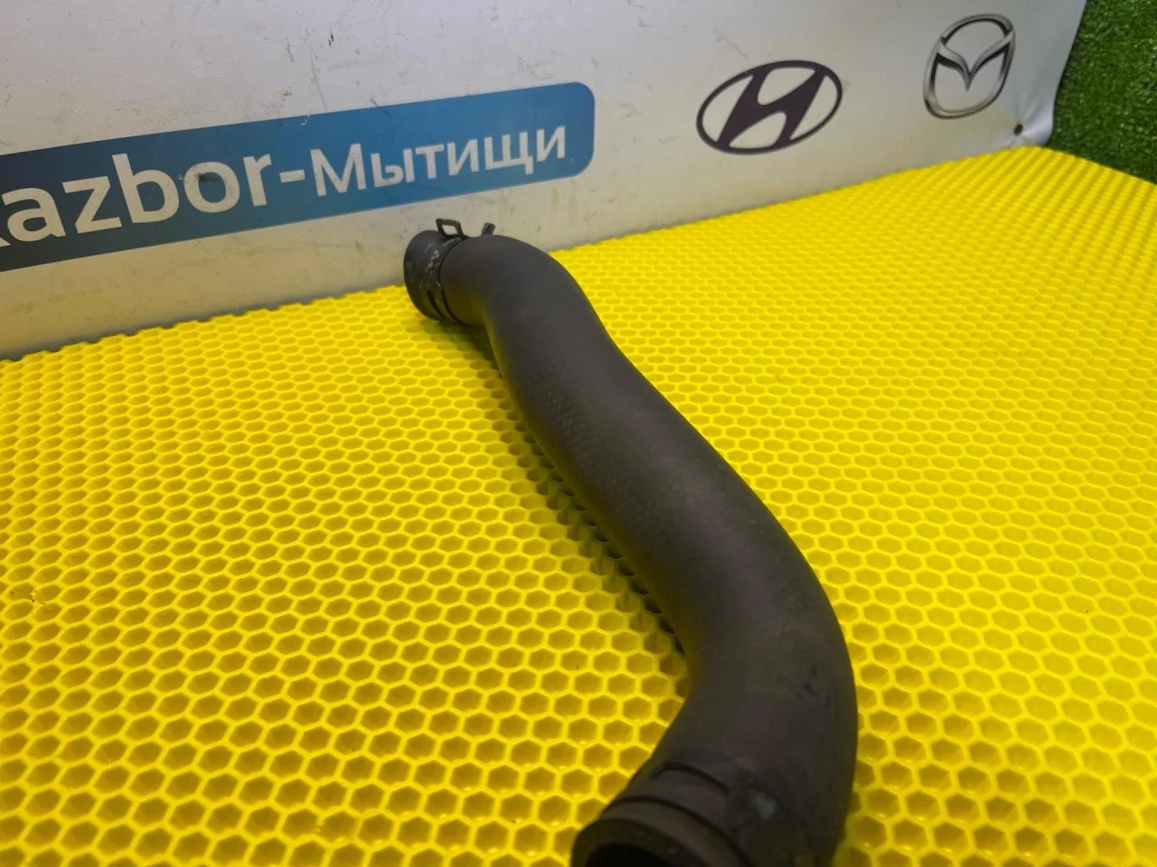 Патрубок охлаждения Mitsubishi Lancer 9 - миниатюра 6