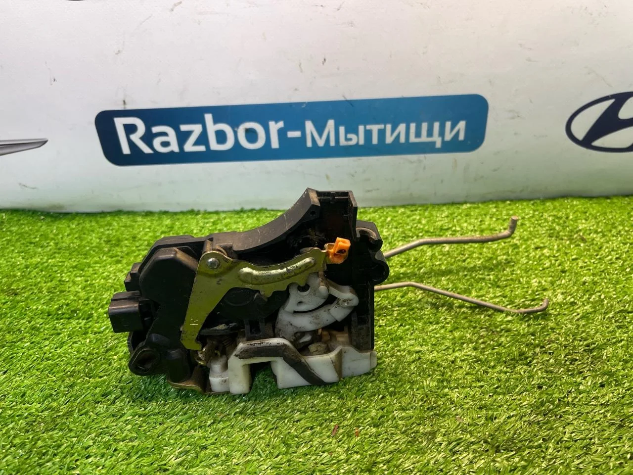 Замок двери передней правой Mitsubishi Lancer 9 - миниатюра 6
