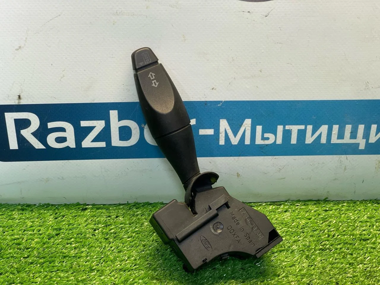 Переключатель поворотов Ford Focus 1 - изображение 1