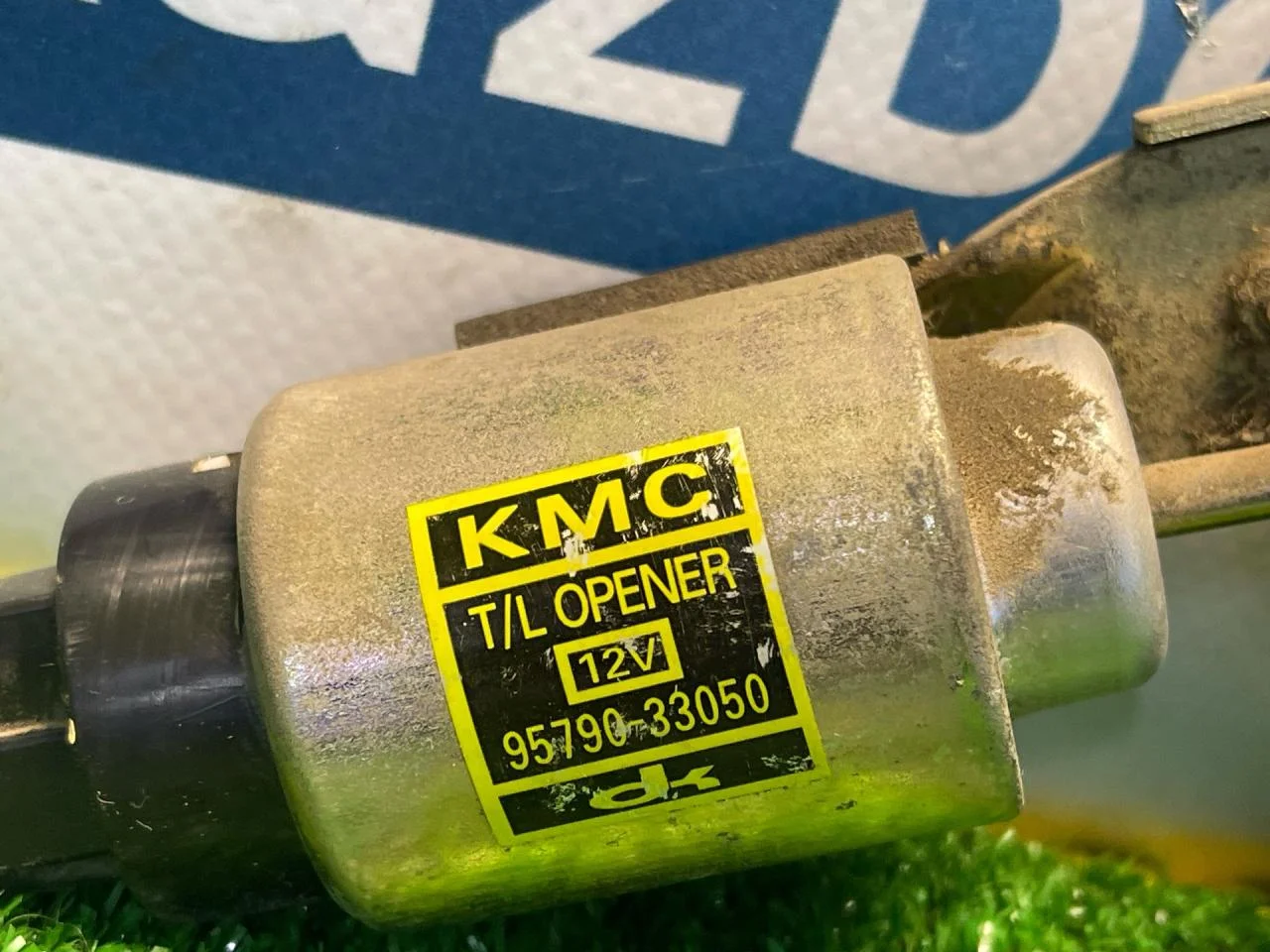 Замок багажника Kia Magentis 2006 - миниатюра 3