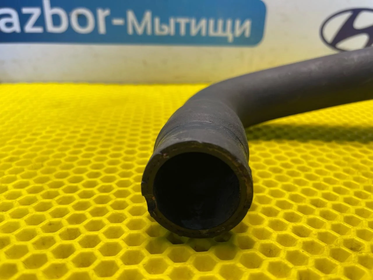 Патрубок охлаждения Ford Mondeo 3 - миниатюра 2