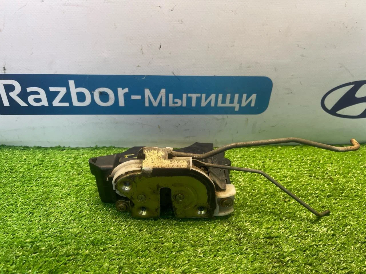 Замок двери левой Mitsubishi Lancer 9 - миниатюра 3