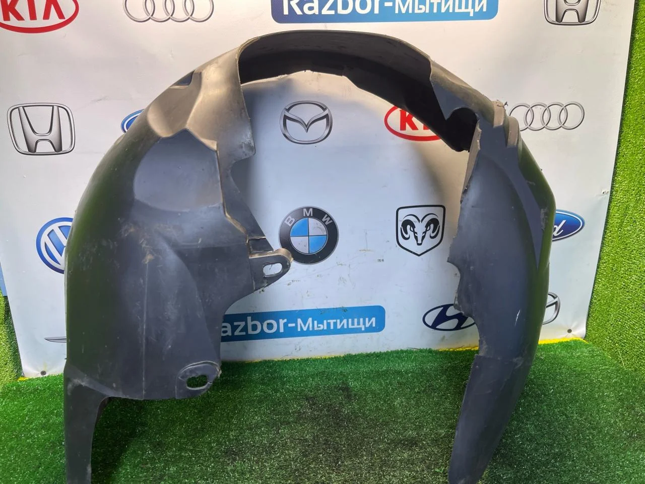 Подкрылок передний левый Ford Focus 1 - миниатюра 5