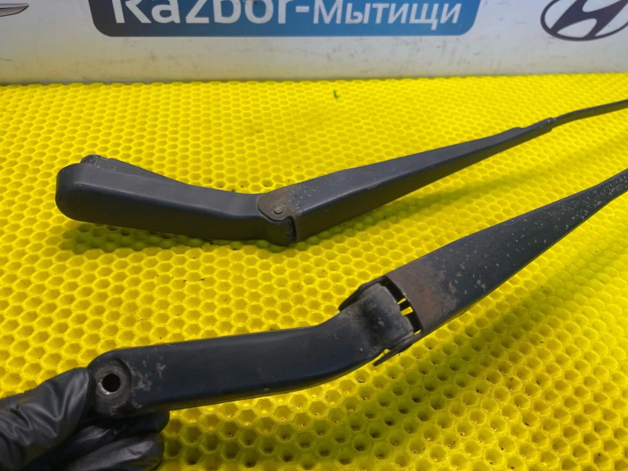 Поводок стеклоочистителя Ford Mondeo 3 - миниатюра 2