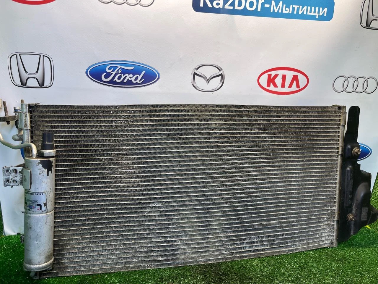 Радиатор кондиционера Kia Magentis 2006 - миниатюра 5