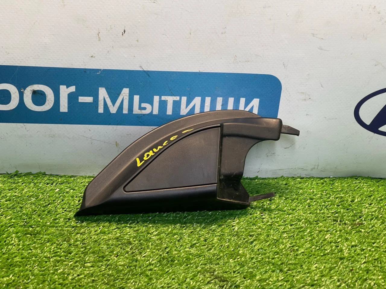Накладка зеркала салона Mitsubishi Lancer 9 - изображение 1