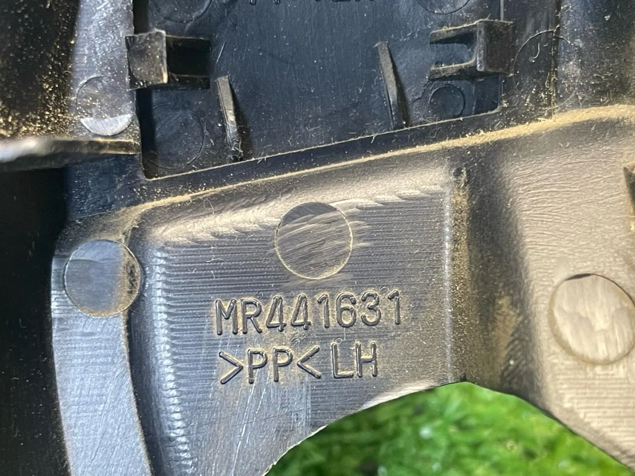 Накладка зеркала салона Mitsubishi Lancer 9 - миниатюра 6