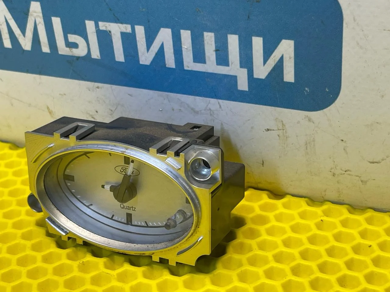 Часы Ford Mondeo 3 - миниатюра 3
