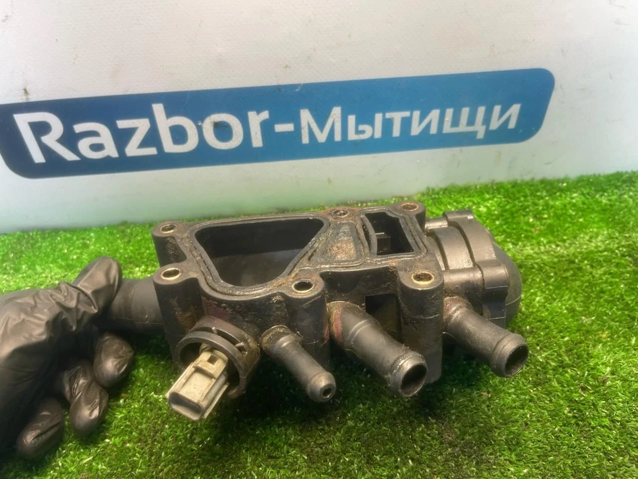 Корпус термостата Ford Focus 1 1.6 - миниатюра 8