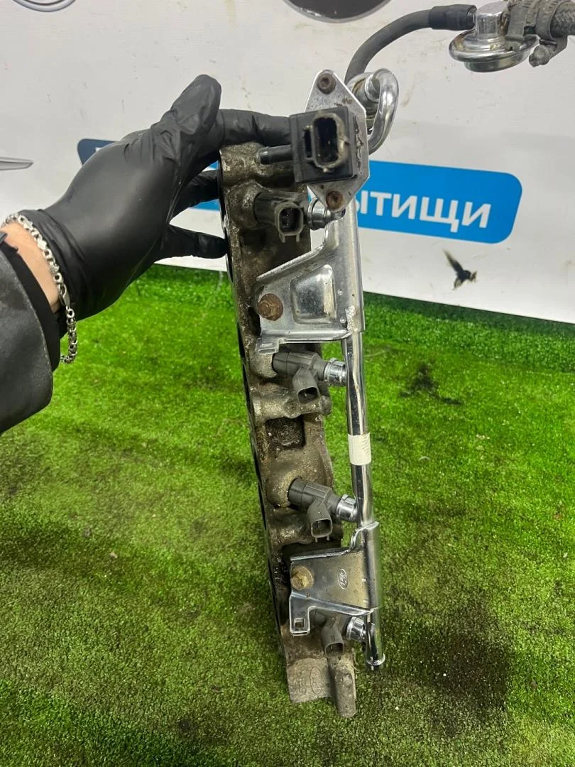 Топливная рампа 1 Ford Focus 2.0 - миниатюра 3