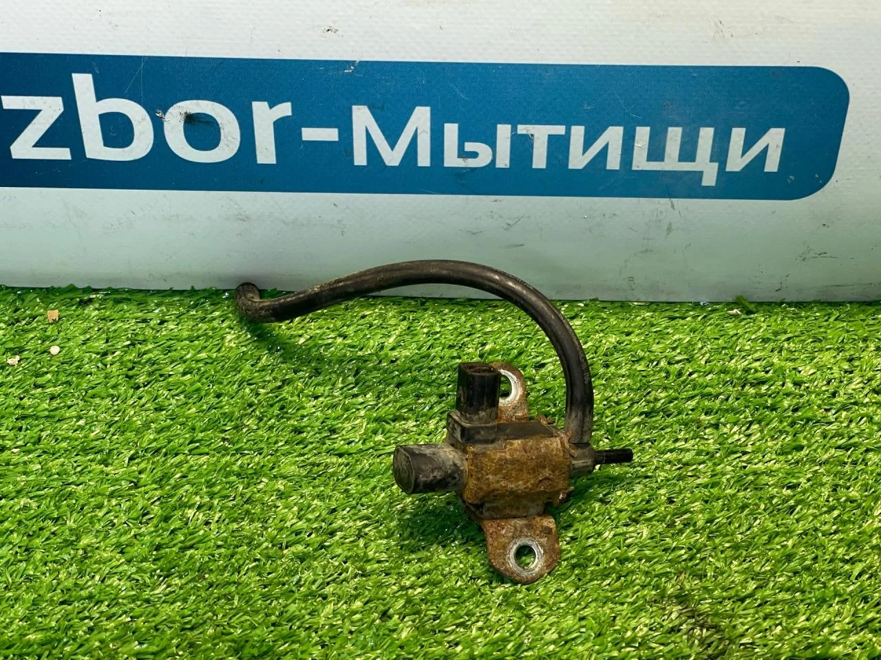 Электромагнитный клапан Ford Focus 2000 1 Америка - изображение 1