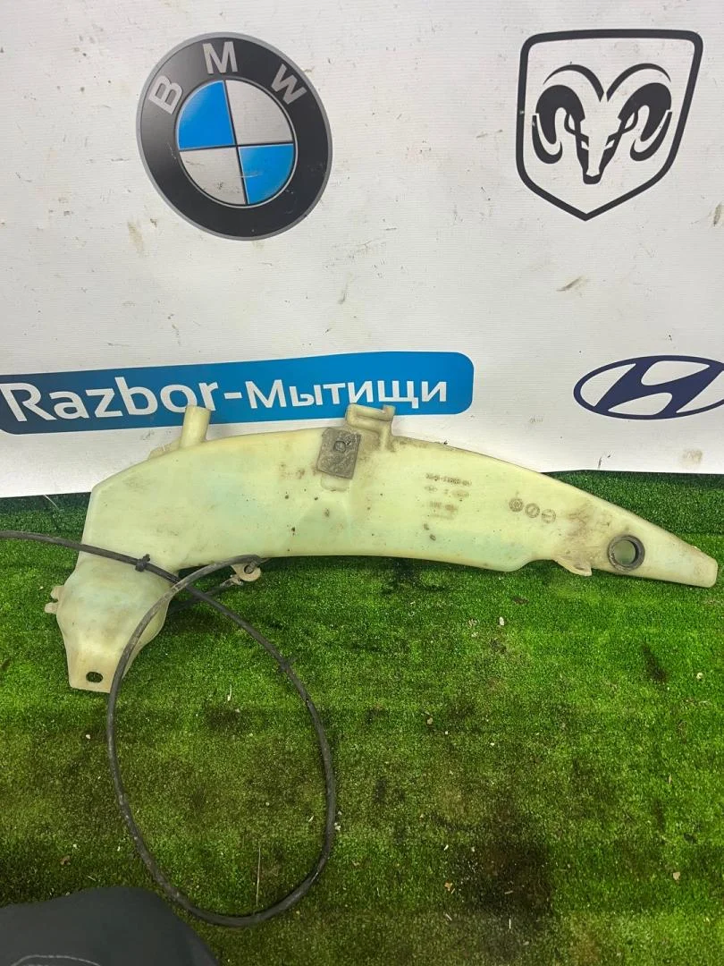 Бачок омывателя Ford Focus 1 - миниатюра 3