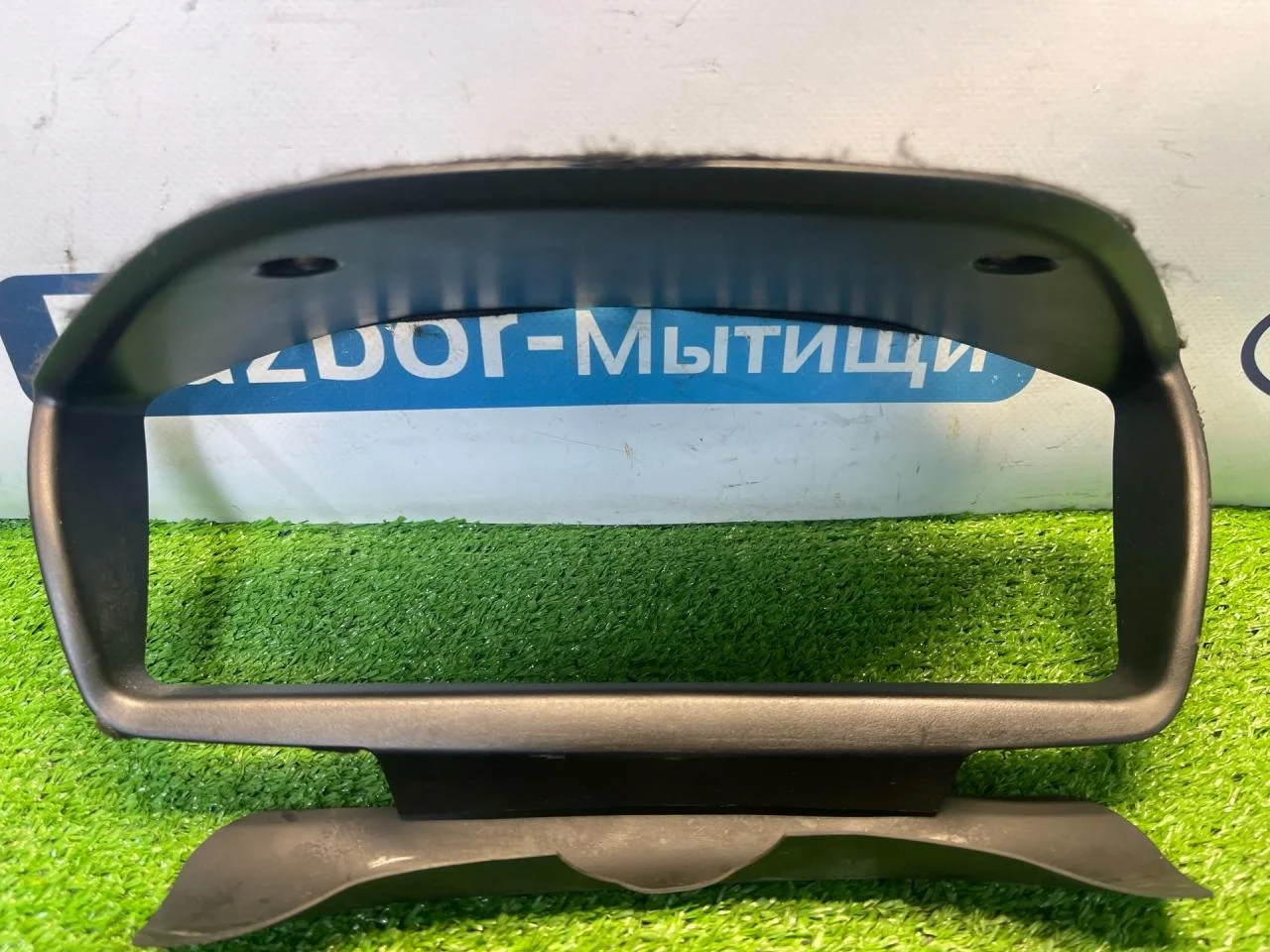 Рамка панели приборов Mitsubishi Lancer 9 - миниатюра 2