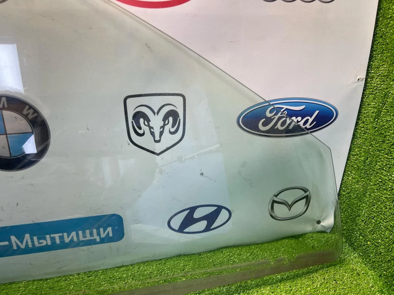 Стекло двери Mitsubishi Lancer 9 - миниатюра 4