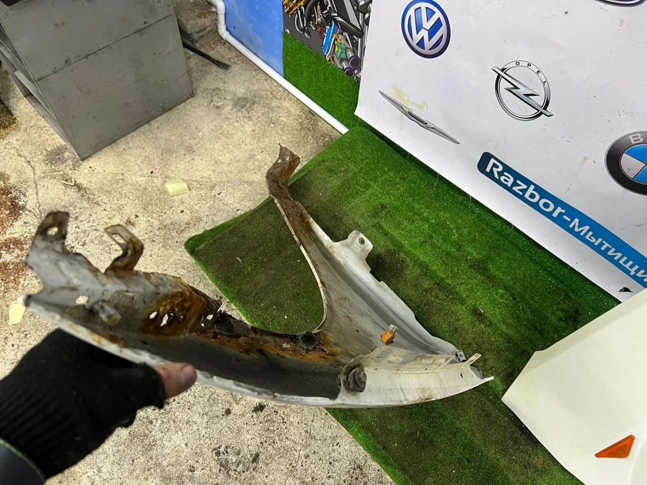 Крыло Ford Focus 1 хетчбэк - миниатюра 7