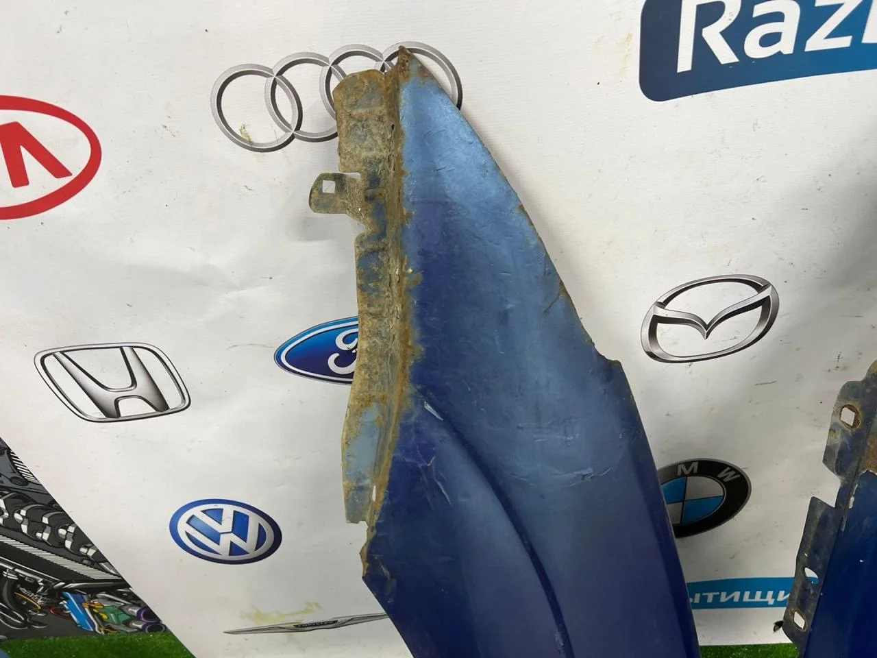 Крыло Ford Focus седан - миниатюра 2