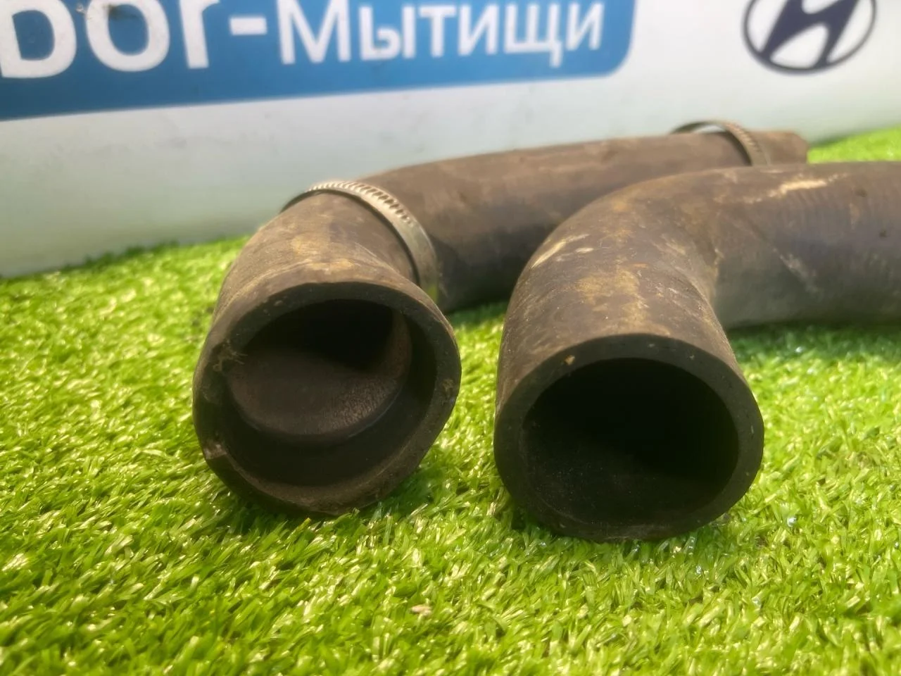 Патрубок охлаждения БМВ 5 E34 - миниатюра 2