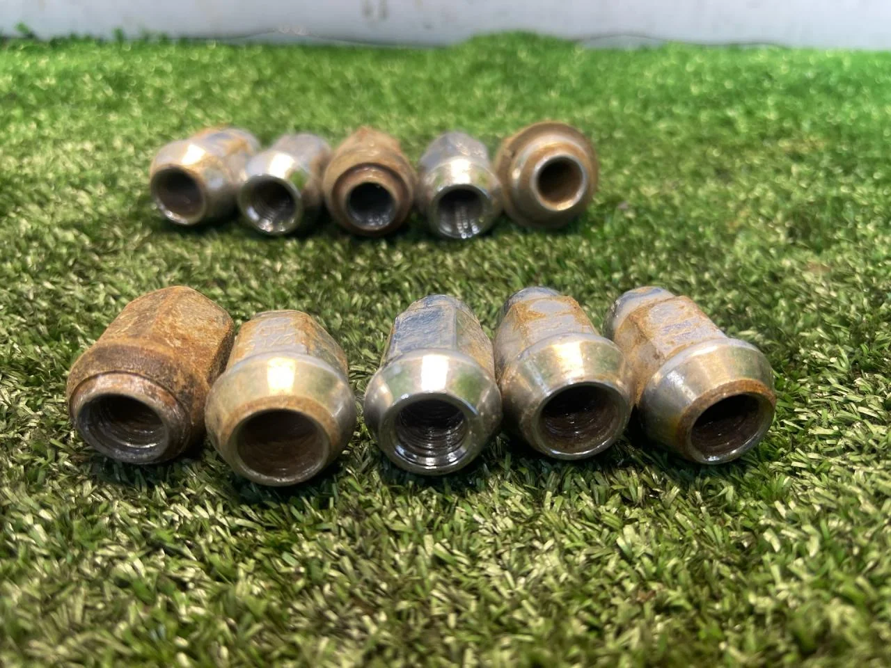Болт колесный Ford Mondeo 3 - миниатюра 3