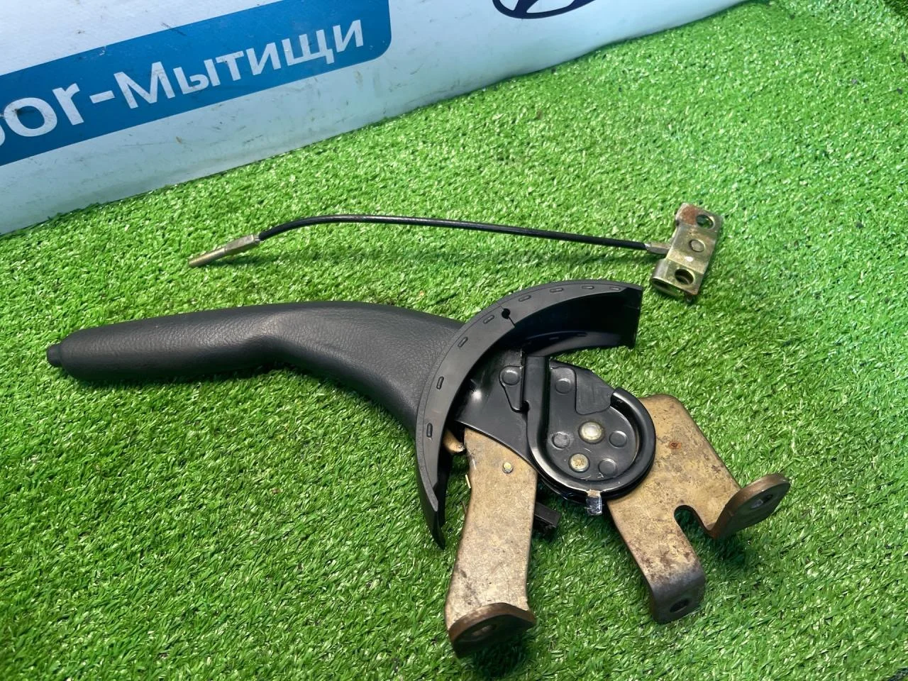 Рычаг ручника Mitsubishi Lancer 9 - миниатюра 8