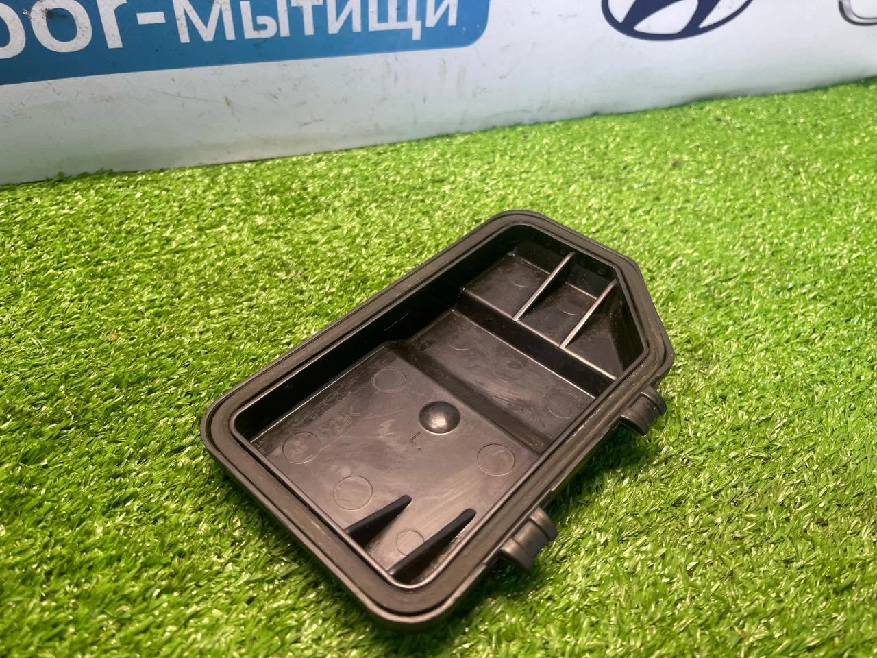 Крышка фары Ford Focus 1 седан - миниатюра 6