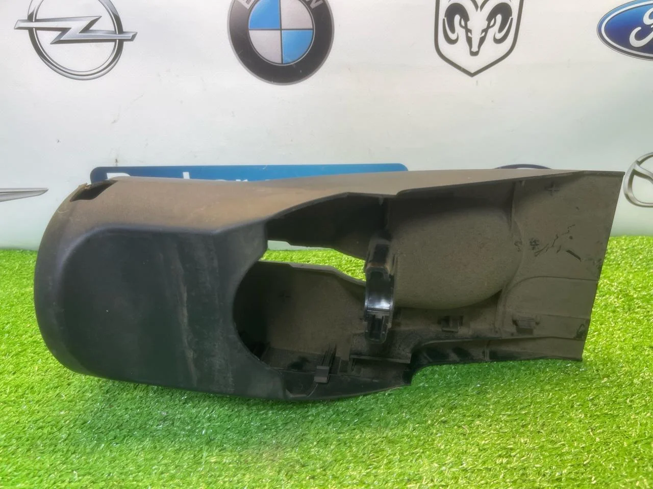 Кожух рулевой колонки BMW 5 E34 - миниатюра 6