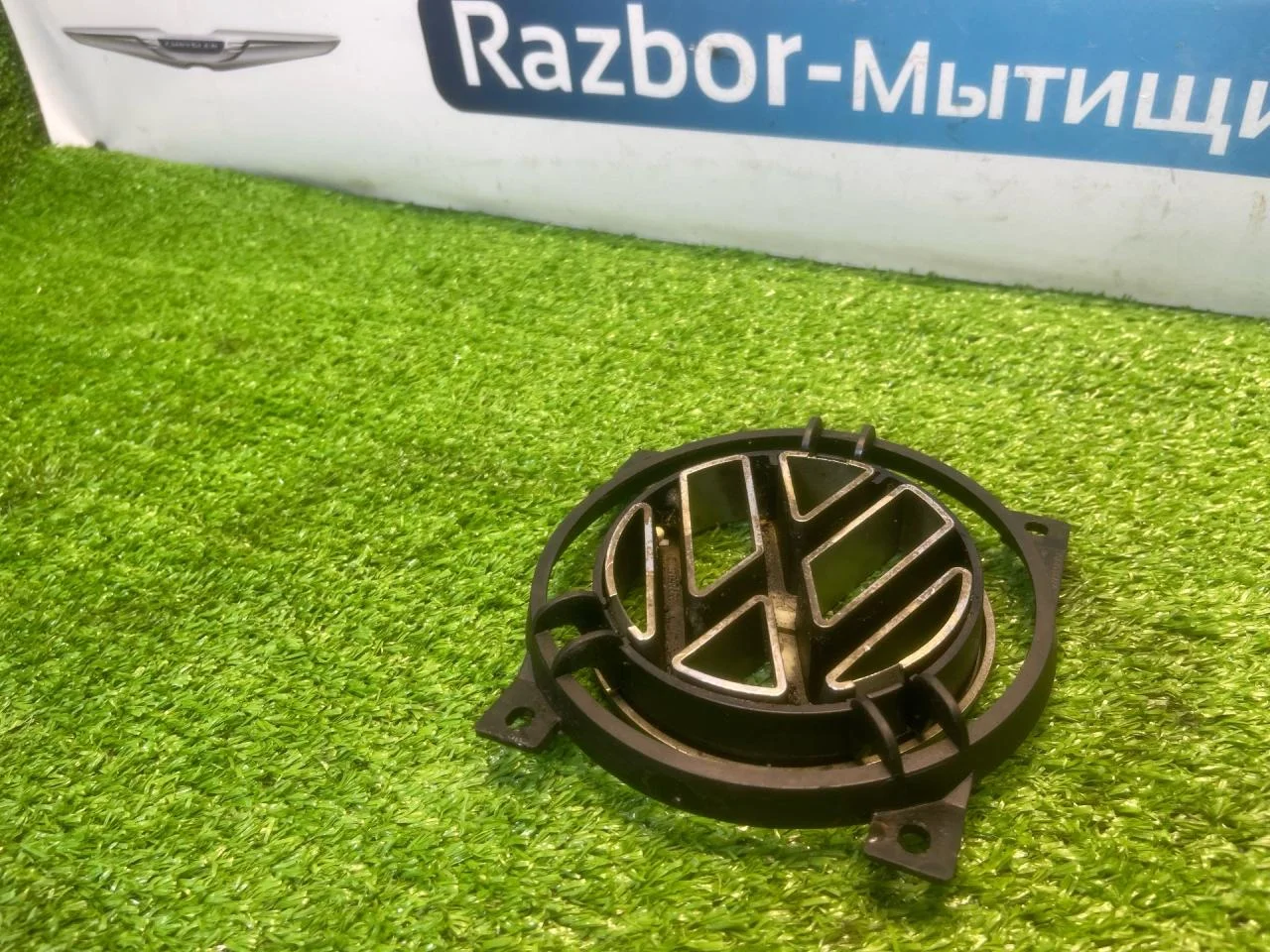 Эмблема Volkswagen Passat B3 - миниатюра 6