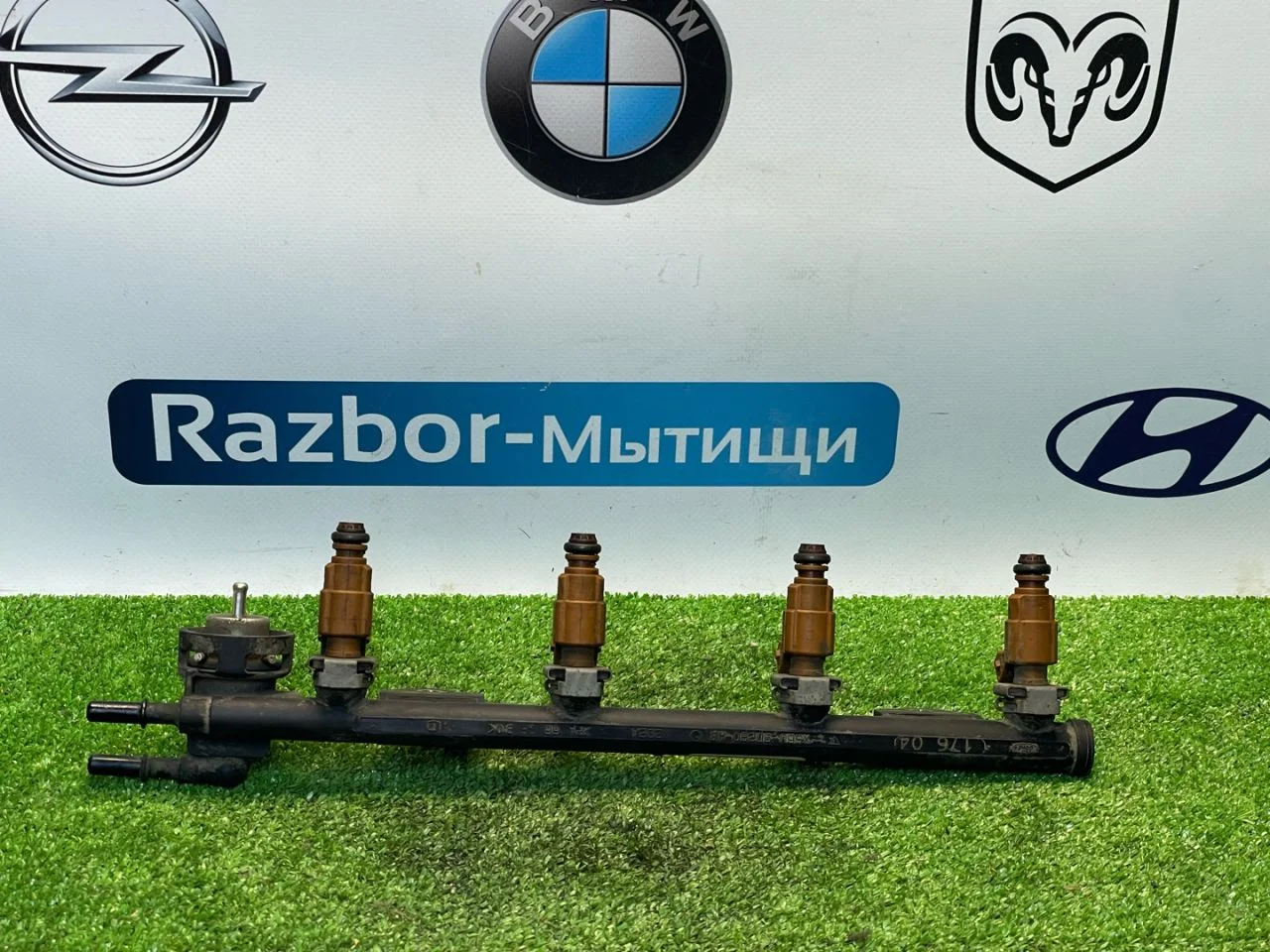 Топливная рампа Ford Focus 1 1.6 - миниатюра 2