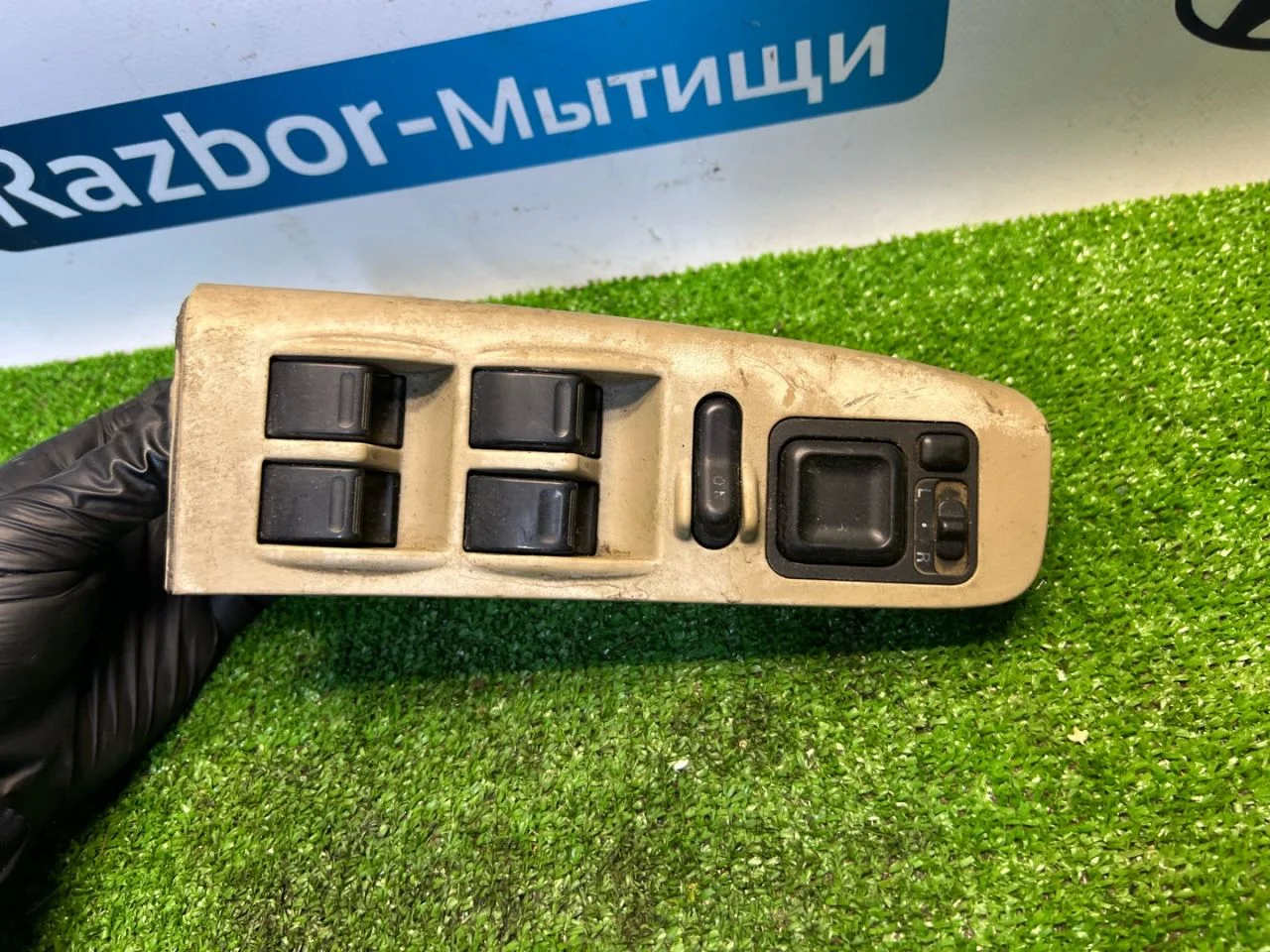 Блок управления стеклоподъемником Honda Odyssey - изображение 1