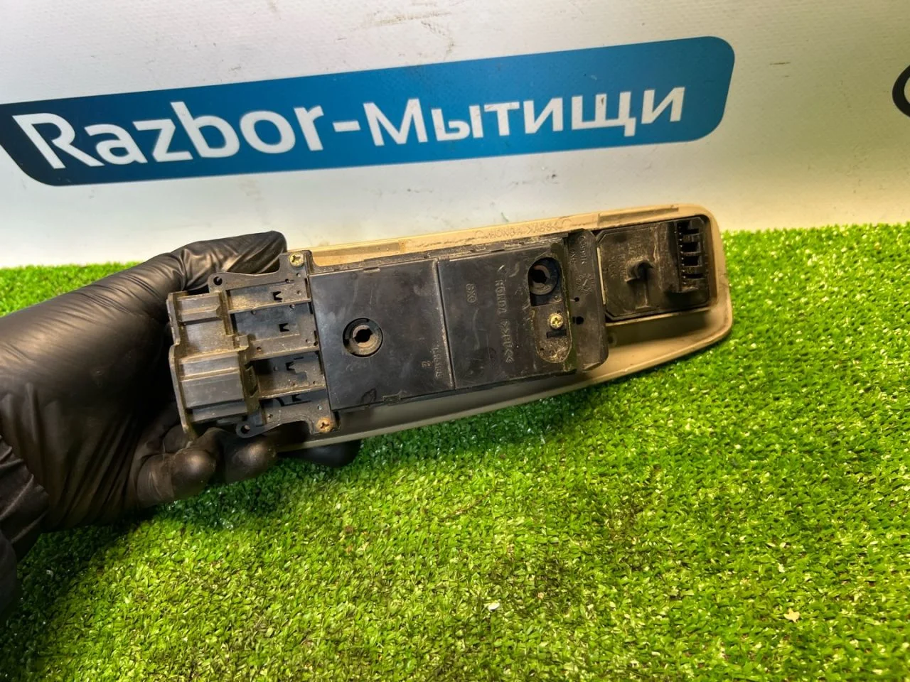 Блок управления стеклоподъемником Honda Odyssey - миниатюра 2