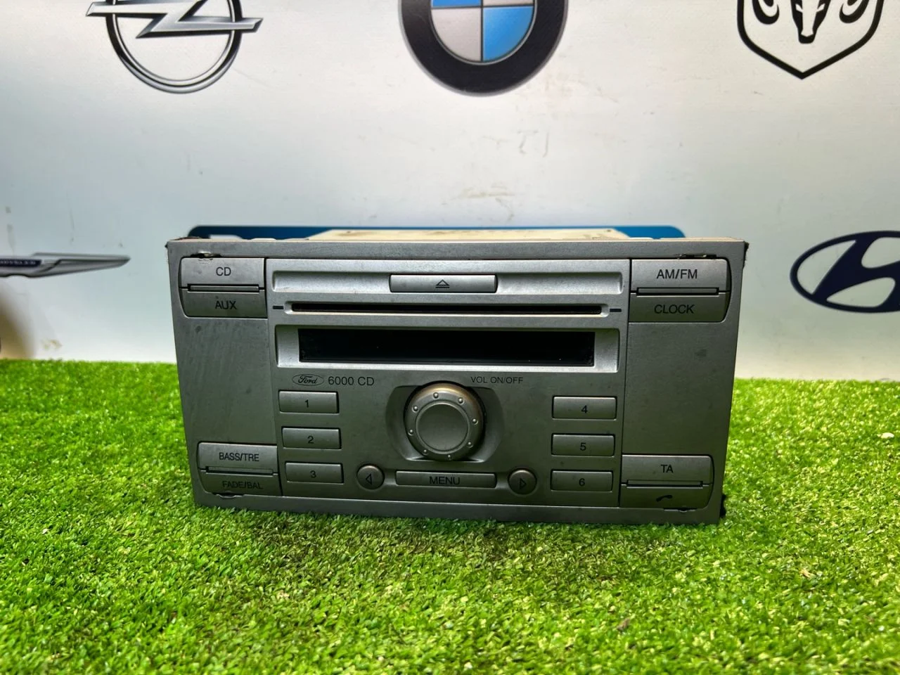 Магнитола Ford Focus 2 BK 2006 8V4T-18C815 - миниатюра 3