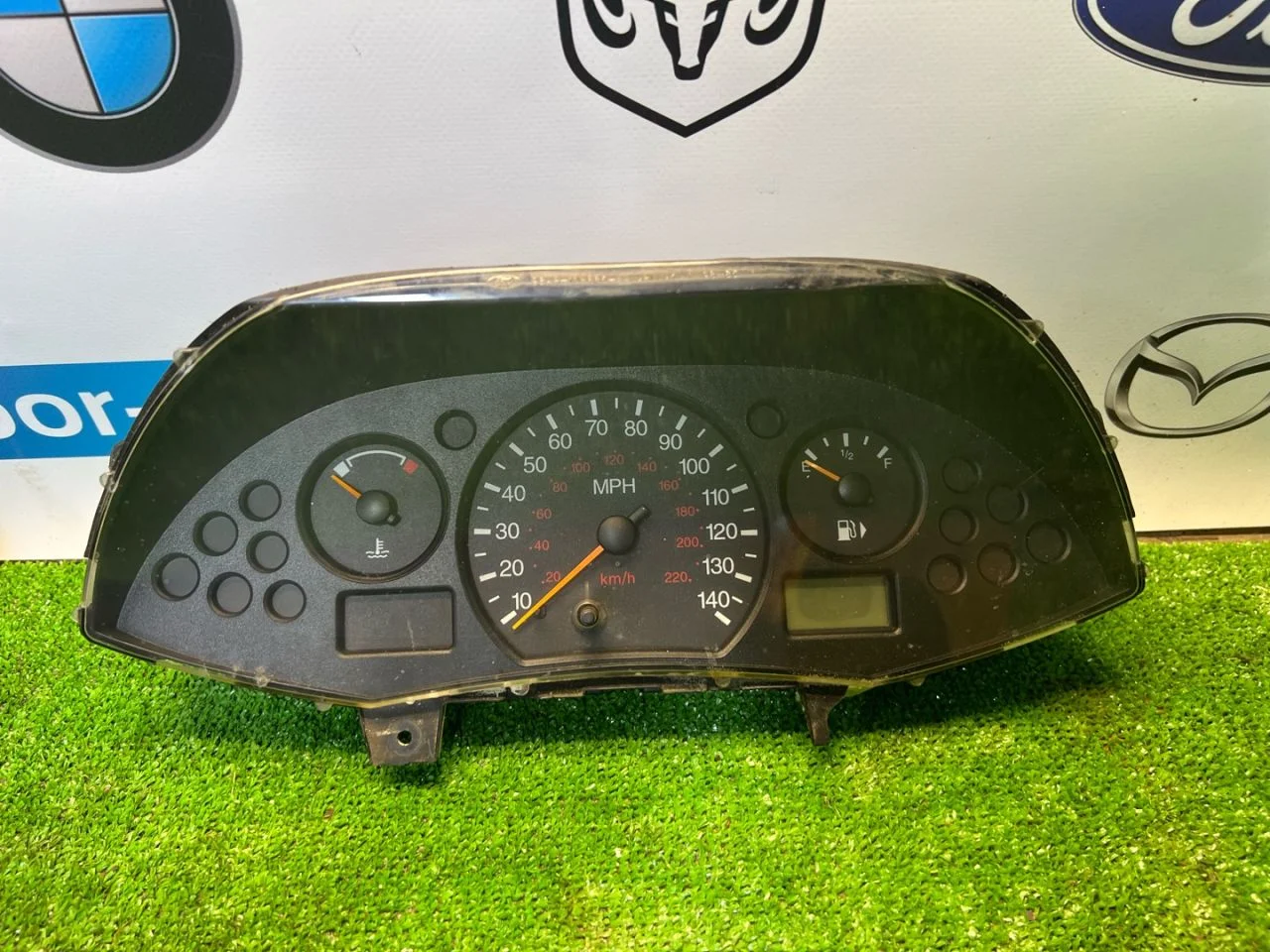 Панель приборов (щиток) Ford Focus CAK 2000 - изображение 1