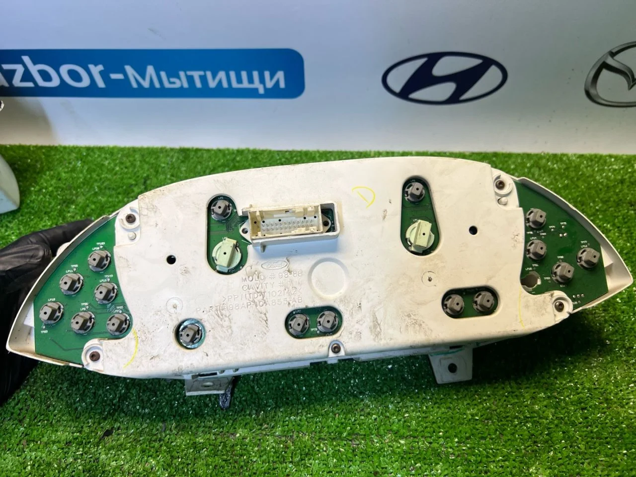 Панель приборов (щиток) Ford Focus CAK 2000 - миниатюра 2
