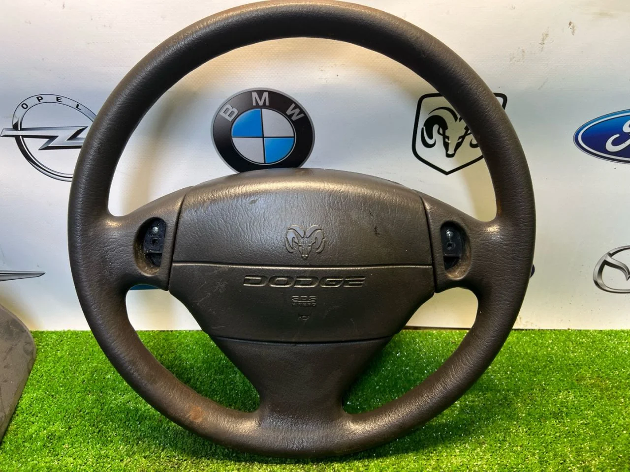Подушка безопасности водителя Chrysler Sebring FJ - изображение 1