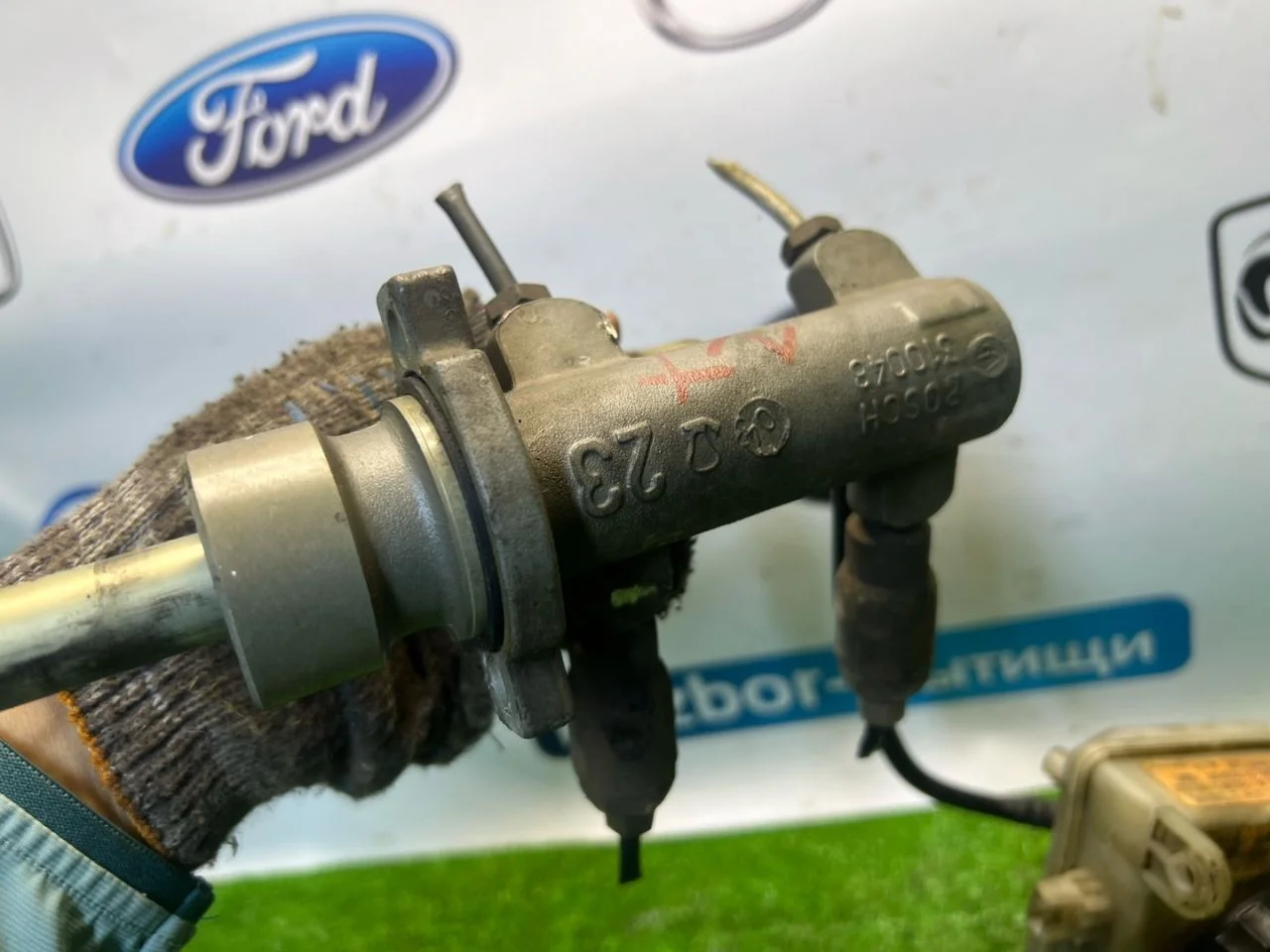 Главный тормозной цилиндр Ford Focus 1 - миниатюра 4