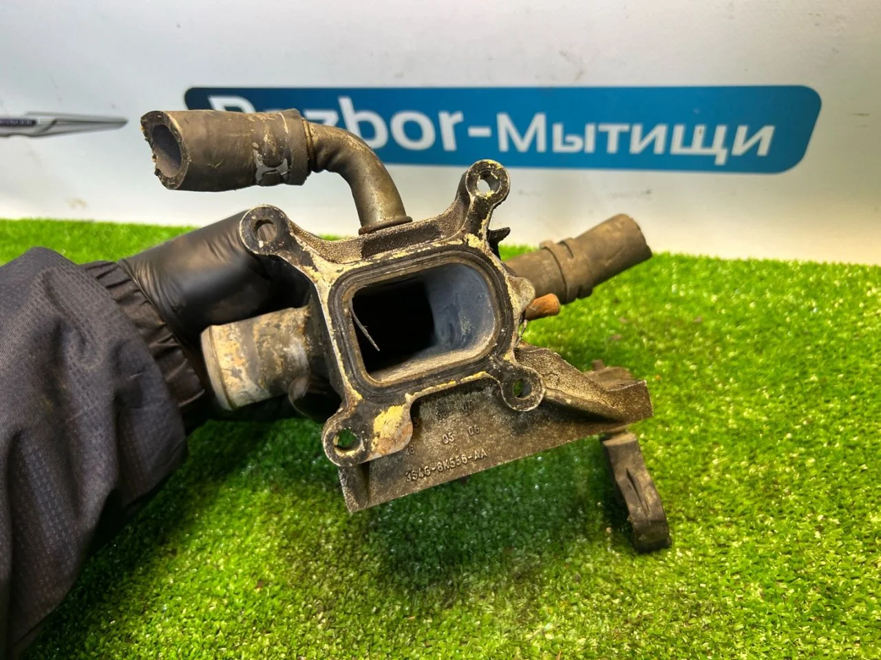 Корпус термостата Ford Focus 1 2.0 - миниатюра 5