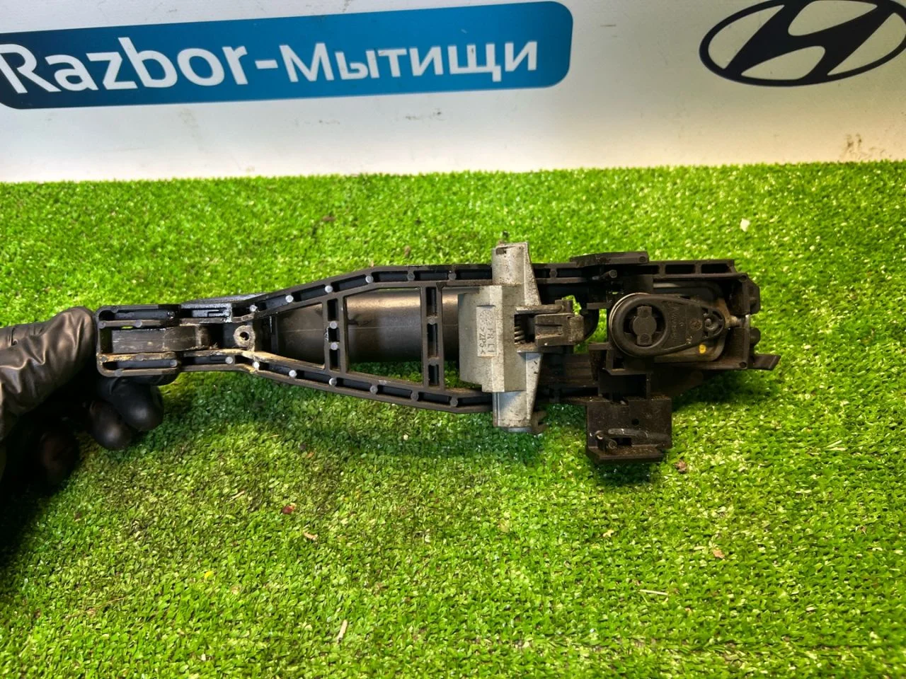 Ручка двери прав Ford Focus 2 - миниатюра 3