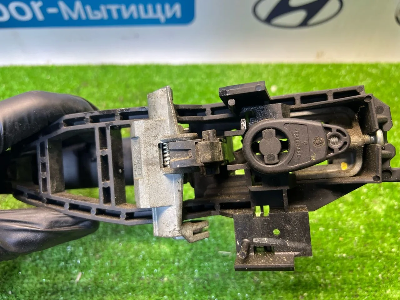 Ручка двери прав Ford Focus 2 - миниатюра 4