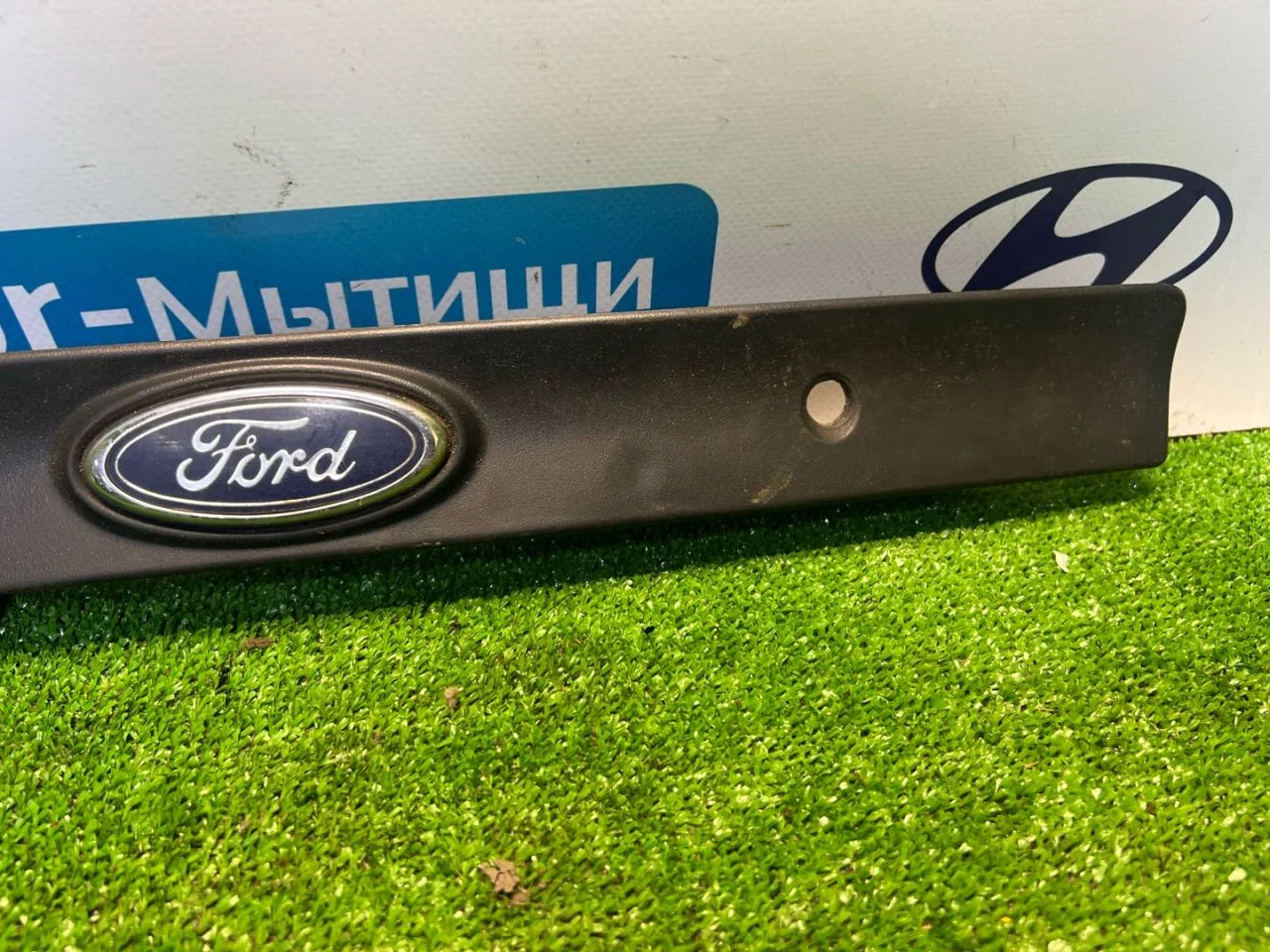 Накладка багажника Ford Focus седан - миниатюра 3