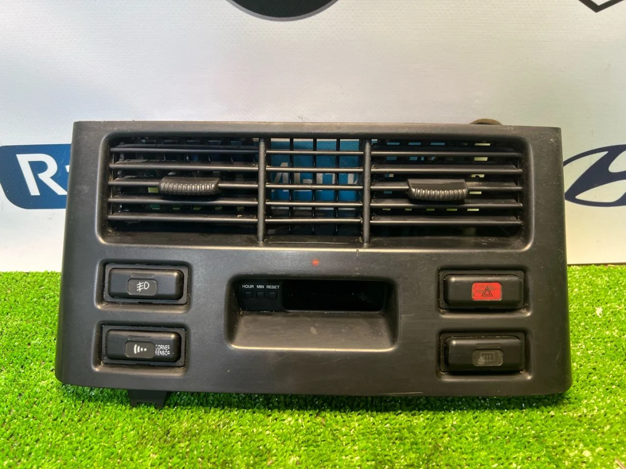 Консоль салона Honda Odyssey RA4 1999 77610SX0A000 - изображение 1