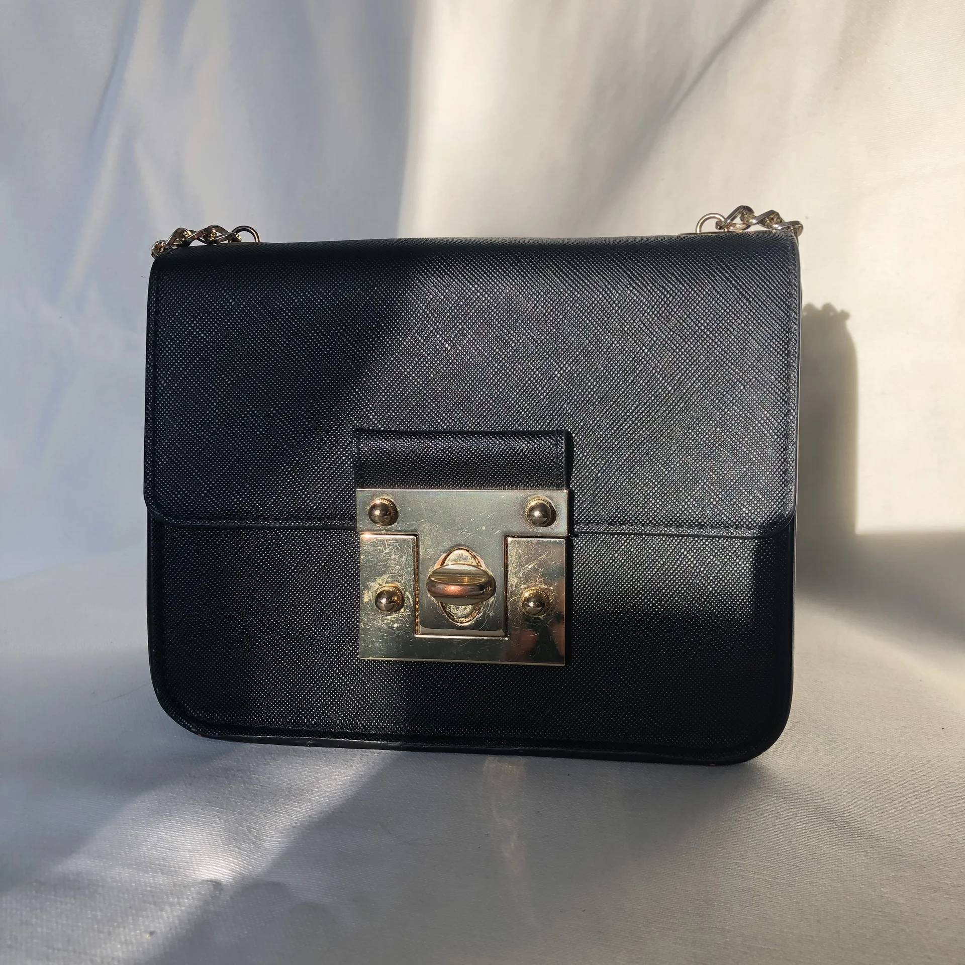 Женская сумка кросс-боди в стиле Furla - миниатюра 3