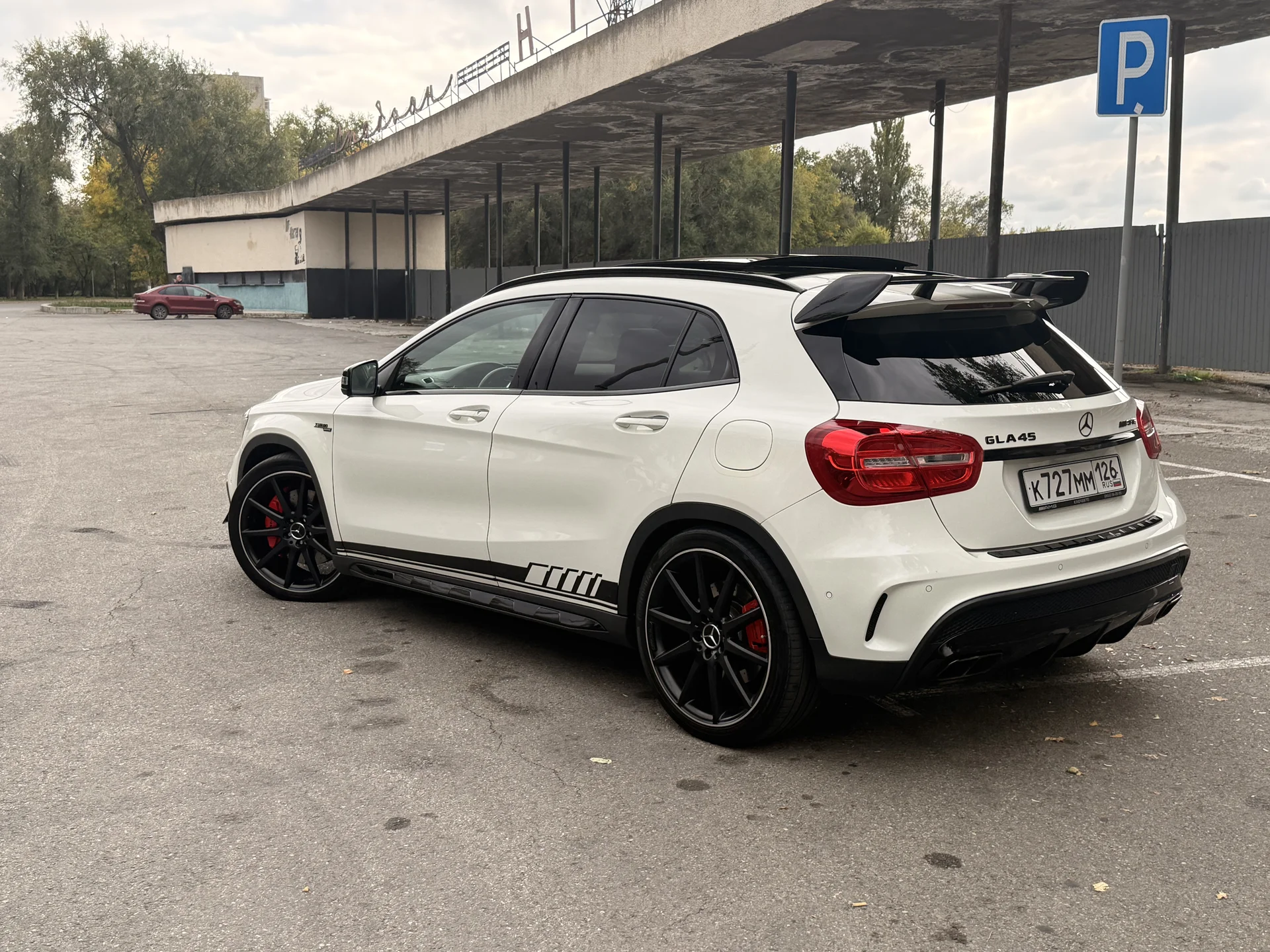 Mercedes GLA 45 AMG - миниатюра 3