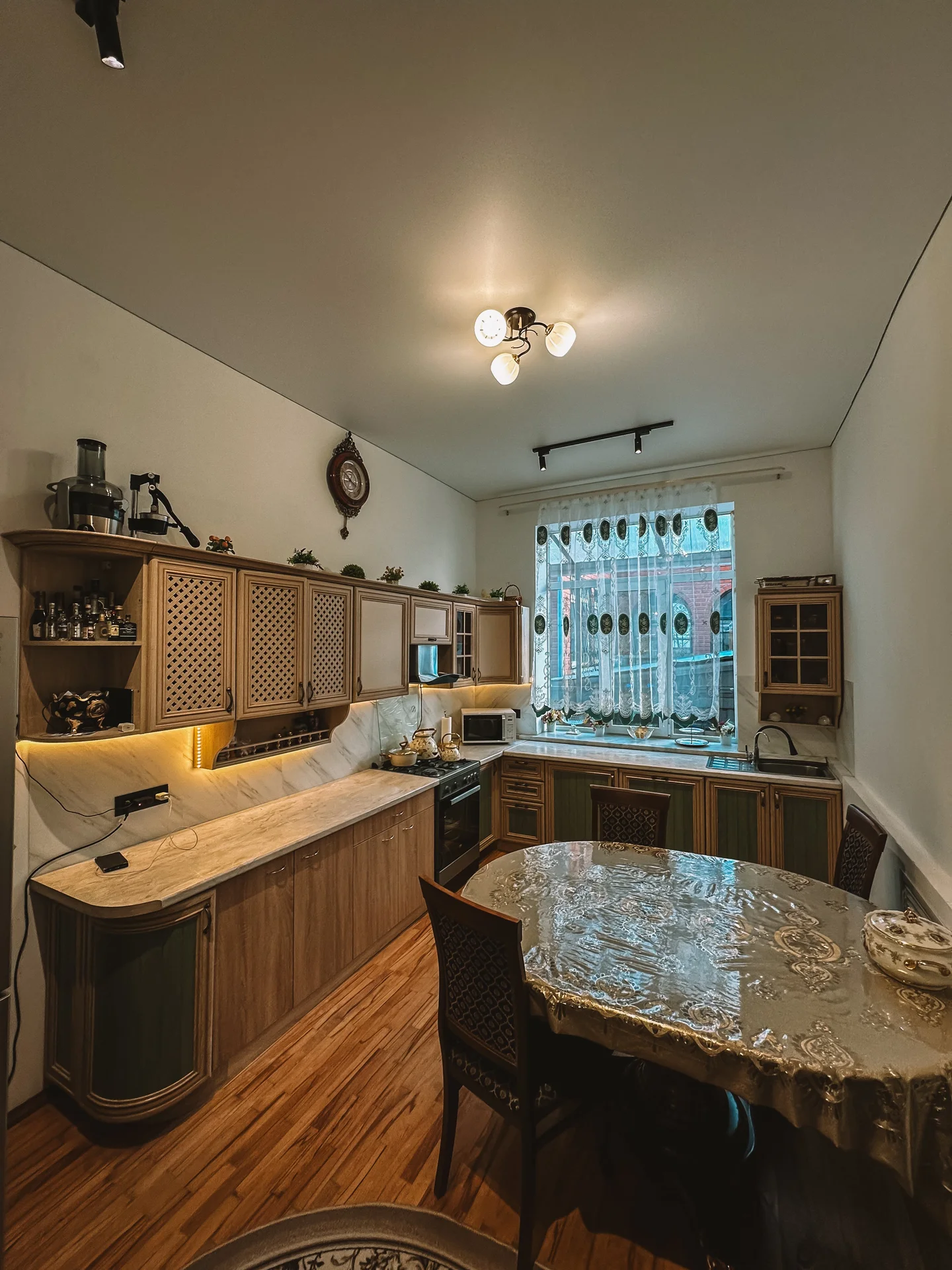 Продаётся комбинированная недвижимость, 340 м² - миниатюра 16