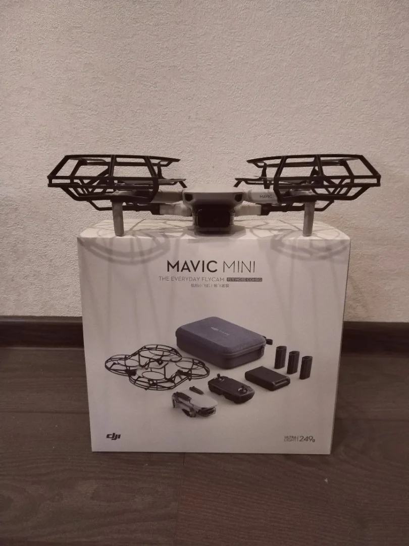 Квадрокоптер DJI Mini Fly More Combo новый - миниатюра 2