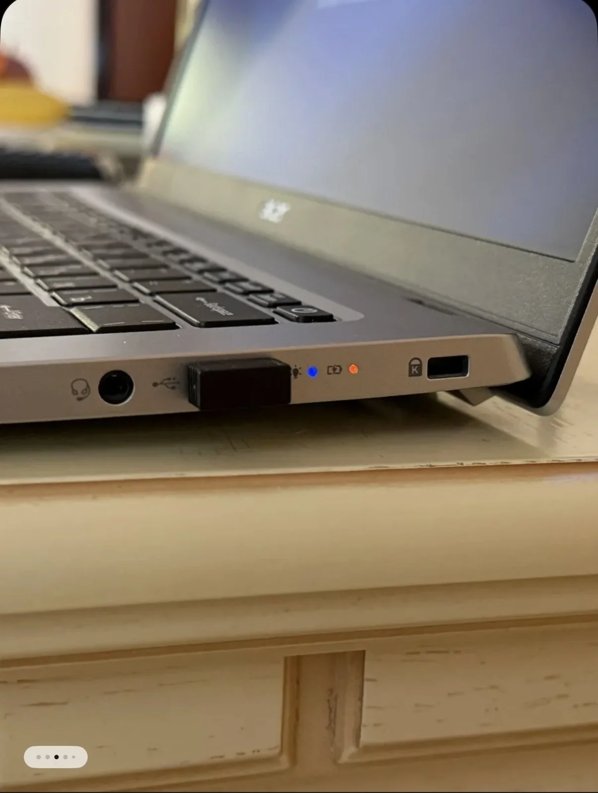 Ноутбук Acer Swift 1 SF114-34-C857 NX.A78ER.005 - миниатюра 3