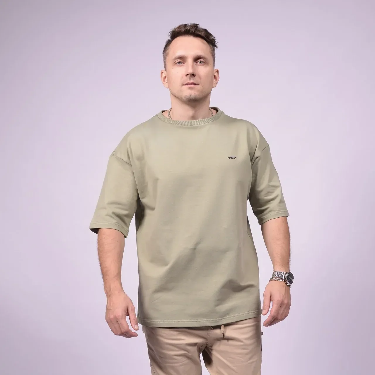 Плотная базовая футболка oversize оливковая в кейсе - миниатюра 2