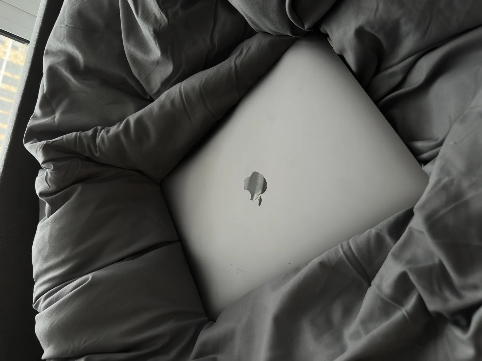 MacBook Air 2020 - изображение 1